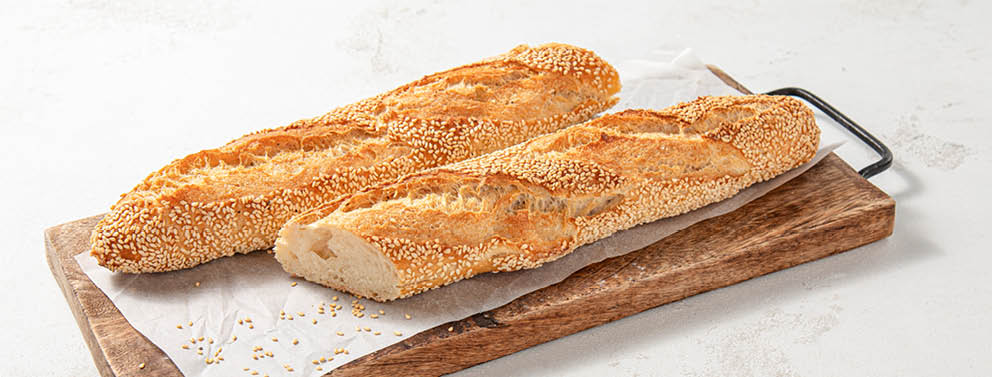 BAGUETTE DE TRADITION AUX SÉSAMES / SESAME TRADITIONAL BAGUETTE 